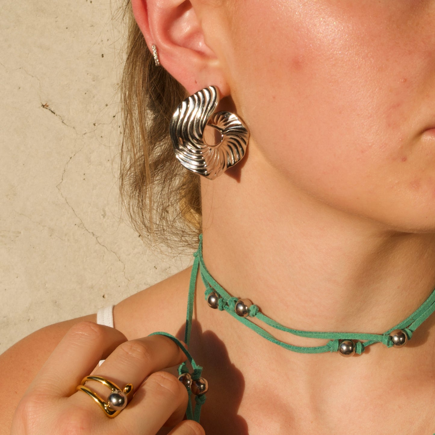 Aretes Isis