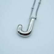 Collares Letra Globo Plateado