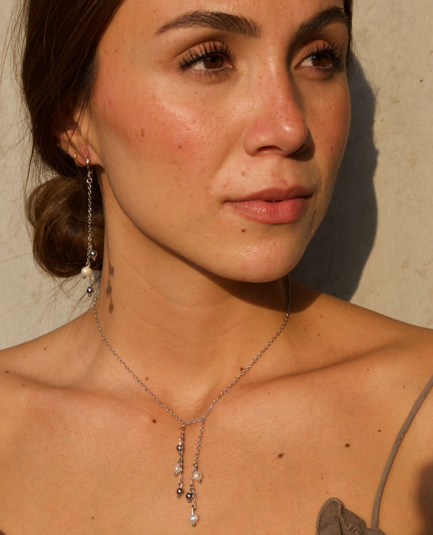 Aretes Vale